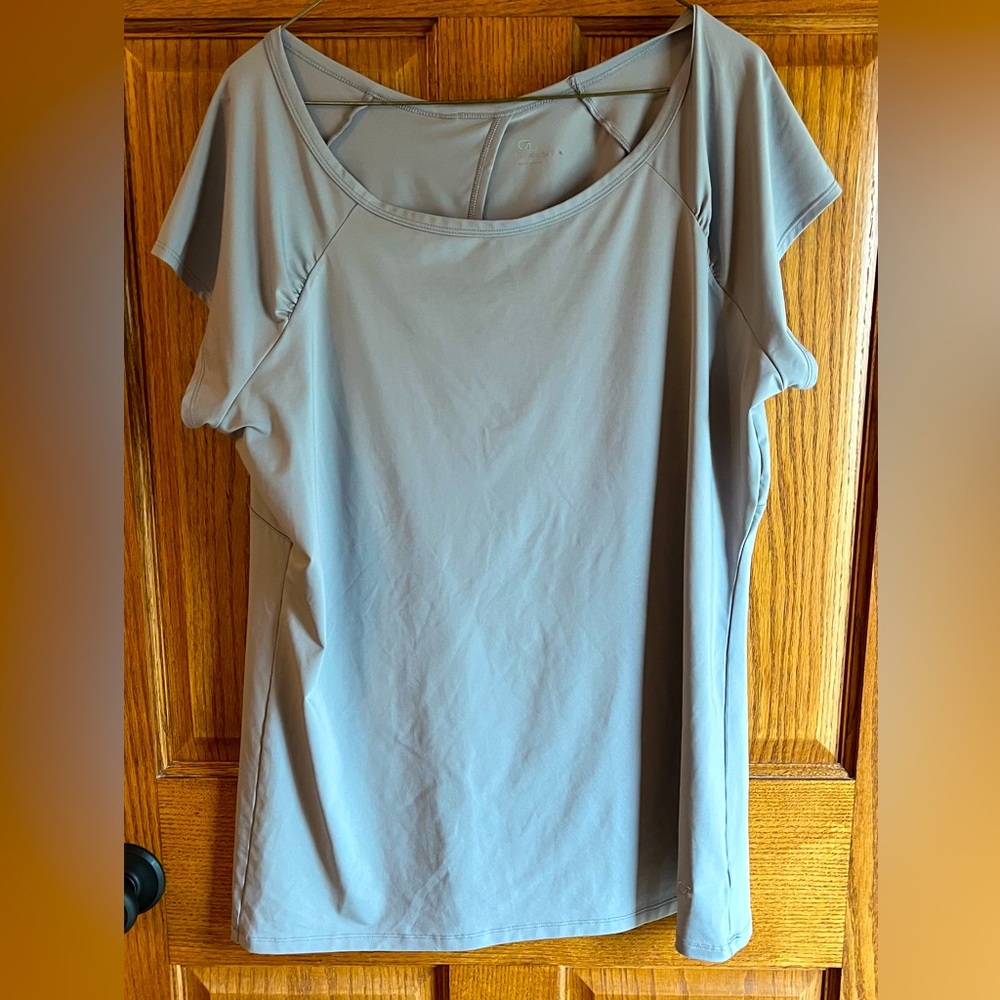 Gap Body Gray Athletic Top XL Short Sleeves Yoga Tunic